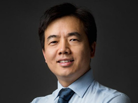 熊启华