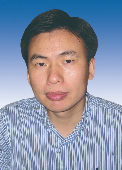 段路明